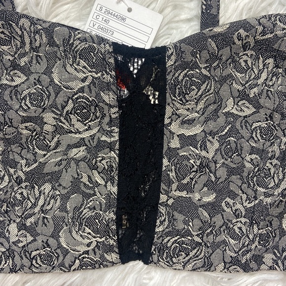 Pins & Needles Embroidered Floral and Lace Crop Top - Picture 2 of 6